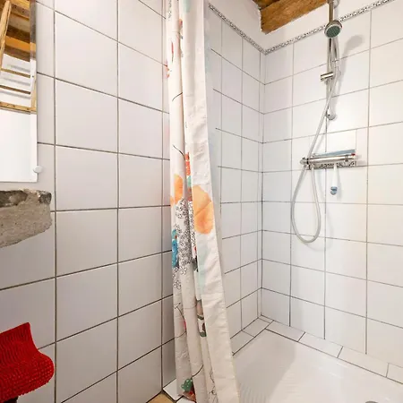 La Grange De Claude Feriehus Sentein